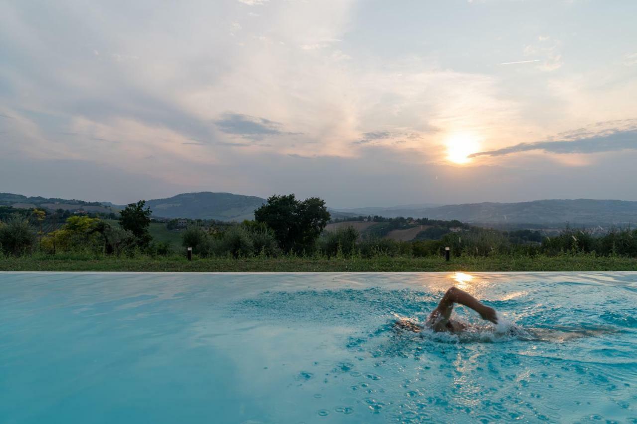 La Maggiolina Country House Montelabbate エクステリア 写真